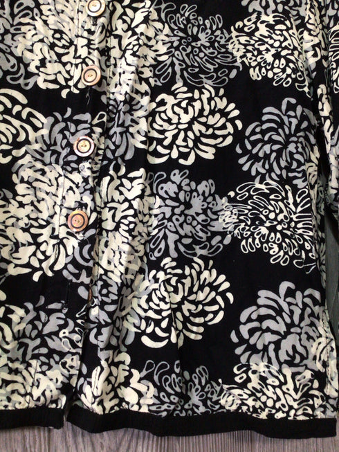 Vineyard Vines Shirt Size Medium