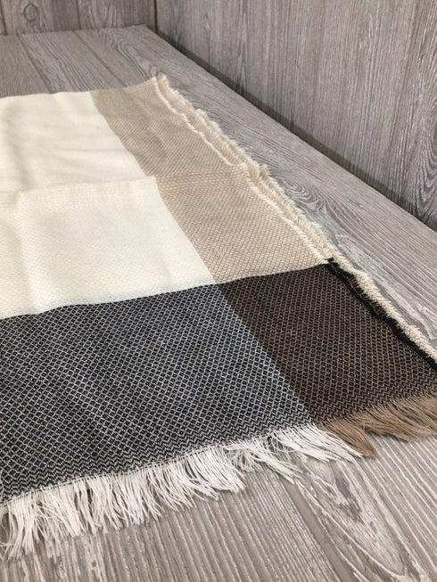 Avoca The Mill New Wool Scarf