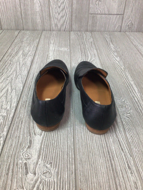 Paul Green Flats Size US7 pre-owned