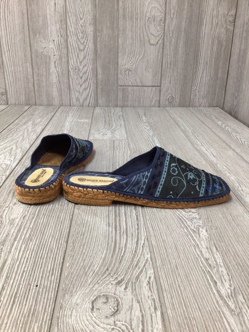 Andre Assous Mules Size 9.5