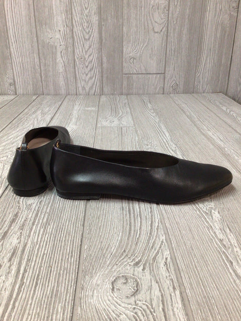 Porte & Paire Flats Size 41 New