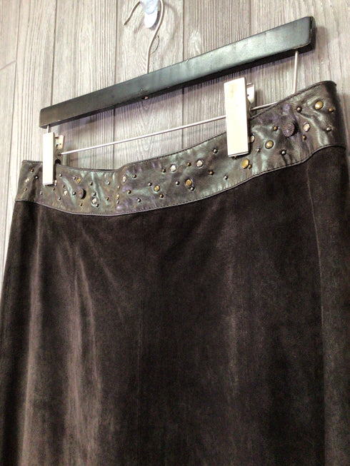 June suede Skirt Size Medium