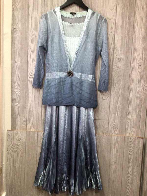 Komarov Dress Set Size Medium