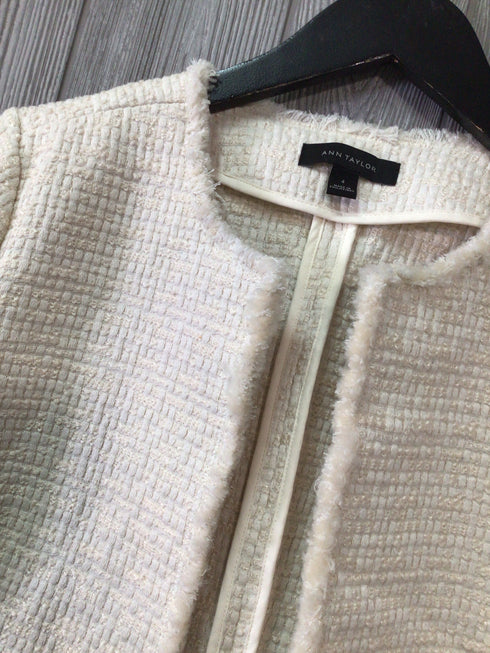 Ann Taylor Blazer Size 4