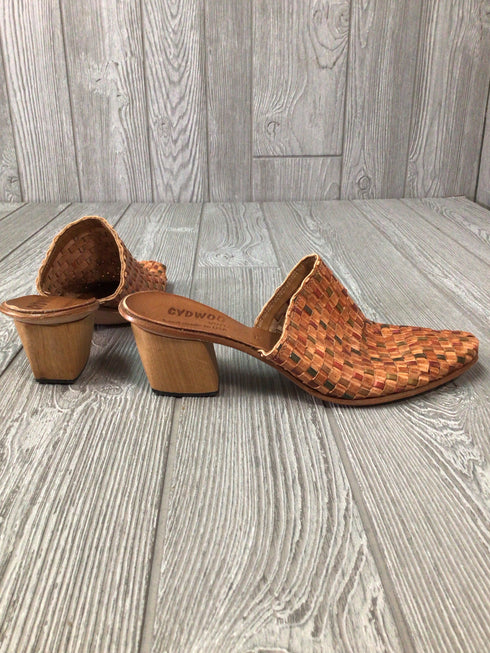 CYDWOQ Vintage Weave Mules Size 8.5