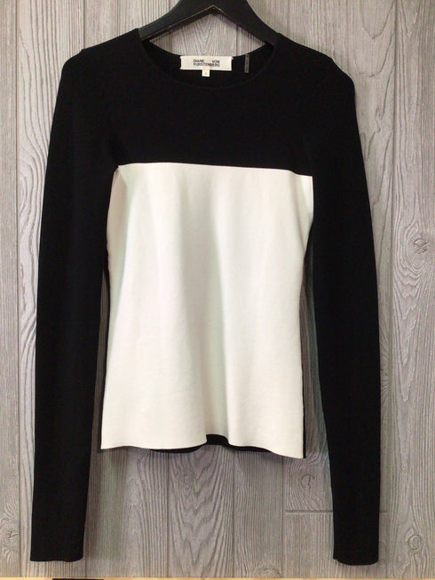 Diane von Furstenberg Knit Top Size Petite