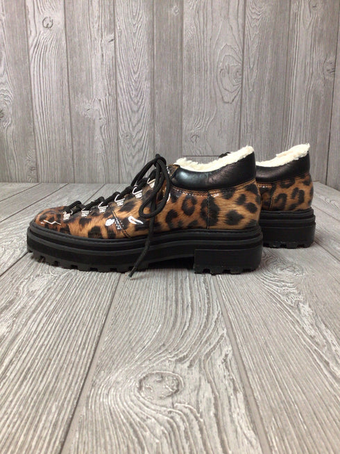 Shultz Cheetah Hiking Boots Size 9.5