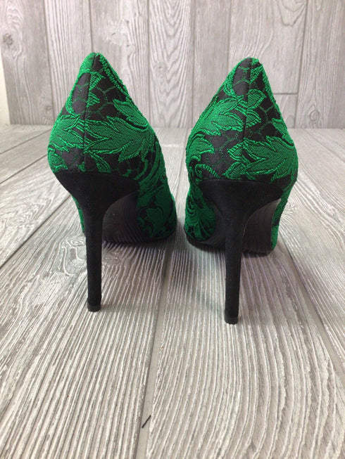 Delman Betti Emerald Baroque Pumps Size 8