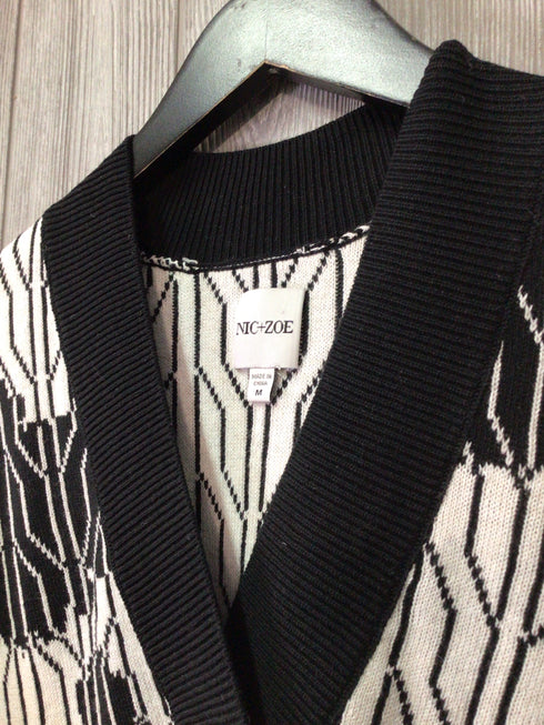 Nic + Zoe Sweater Size Medium