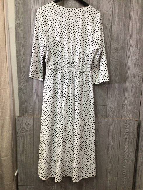 Pure Essence Dress Size Large