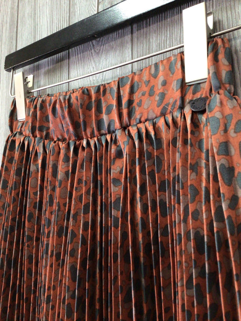 Size X-Small New Skirt