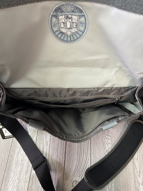 Timbuk2 Black Nylon Messenger Purse New