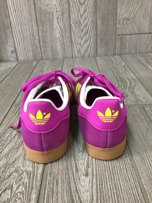 Adidas Sneakers Size 8.5 New