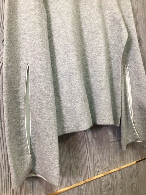 Bailey 44 Sweater Size Large