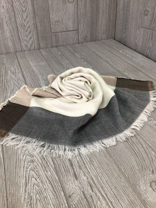 Avoca The Mill New Wool Scarf