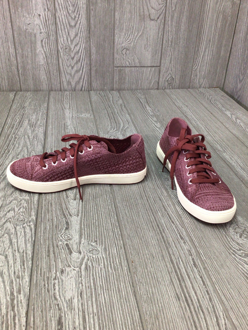 LL Bean Sneakers Size 7
