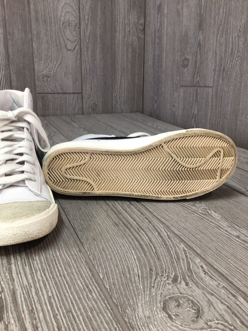 Nike Blazer Mid 77 High-Top Sneakers Leather Women's Size 8.5 pre-owned