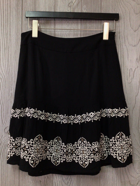 White House/Black Market Skirt Size 4