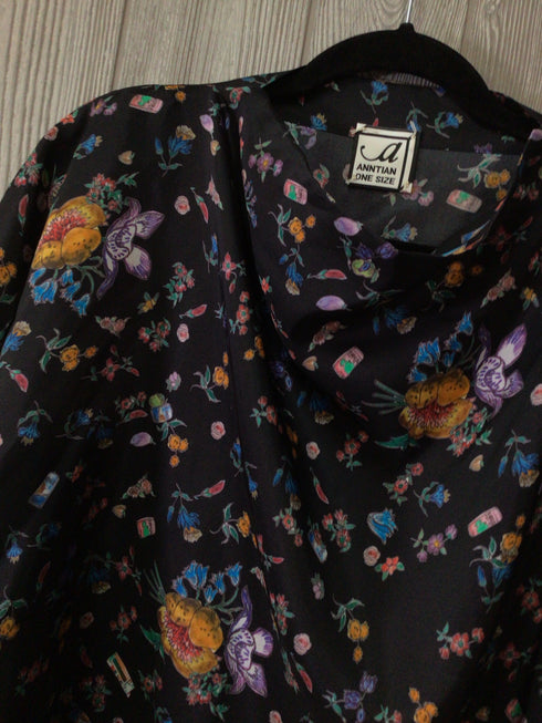 Anntain One Size Silk Print Top