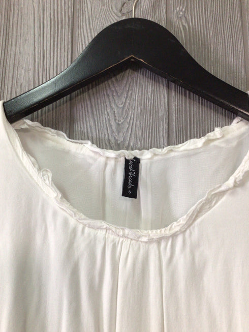 Sacred Threads Top Size Small