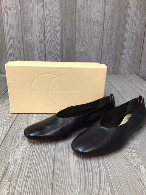 Porte & Paire Flats Size 41 New