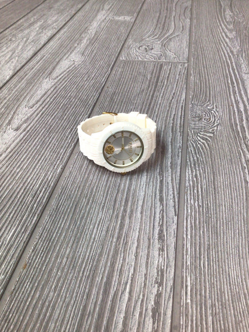 Versus Versace Tokyo R Watch white