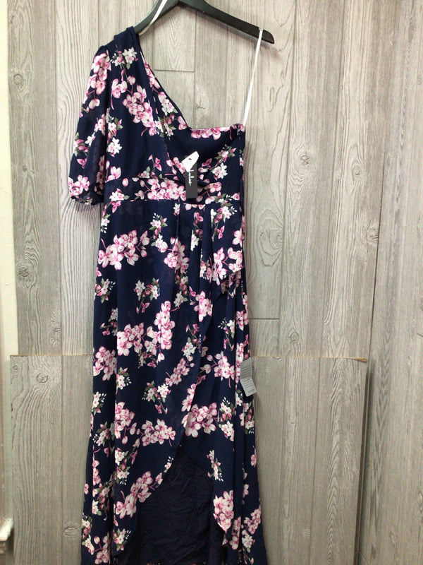 Lulus Maxi Dress Size Medium New