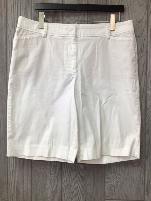 Talbots Perfect Shorts Size 12