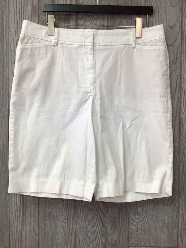 Talbots Perfect Shorts Size 12