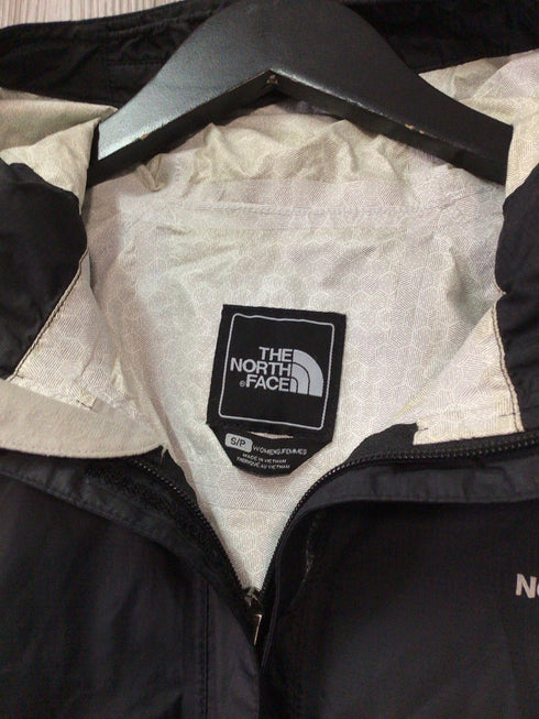 The North Face Size Small Waterproof Jacket