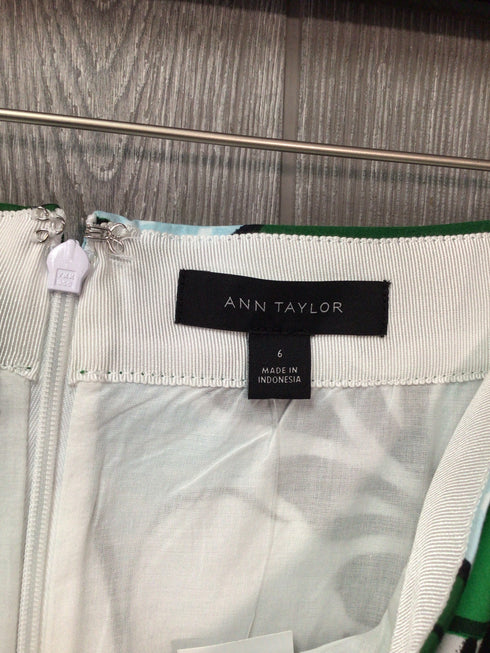 Ann Taylor Midi Skirt Size 4