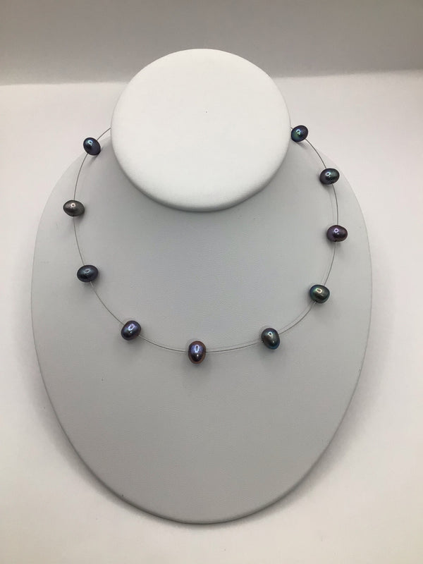 Black Pearl station Necklace