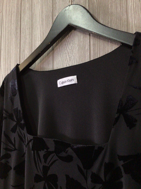 Calvin Klein Top Size Medium