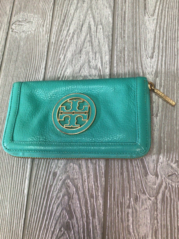 Tory Burch Amanda Zip-around Clutch Wallet Leather