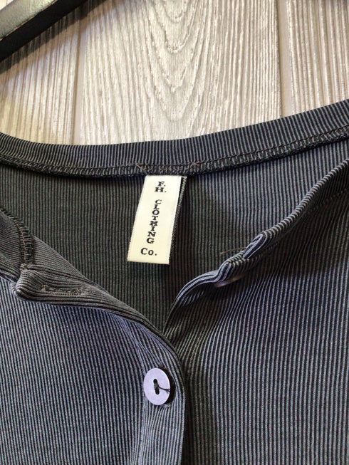 FH Clothing Top Size X-Large