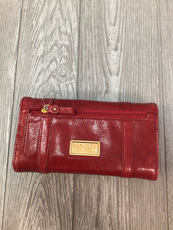 Badgley Mischka clutch Wallet New